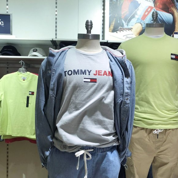 Tommy Hilfiger 78J4107 020 Long Sleeve Tee T shirt NWT - Picture 3 of 4